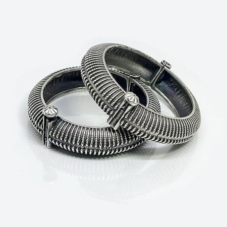 Single Piece of Silver Replica Rajwadi Sahiba Openable Bracelet & Kada, Oxidised Hand-Cuff Tribal Bangle, Traditional and Antique finish